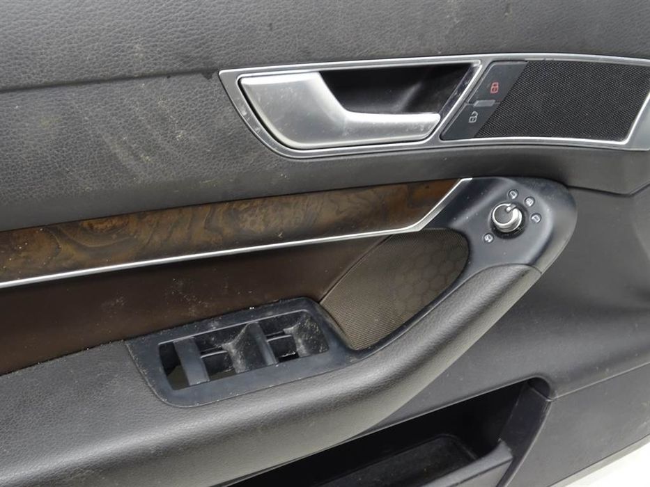 BOCZKI DRZWI TAPICERKA KOMPLET AUDI A6 C6