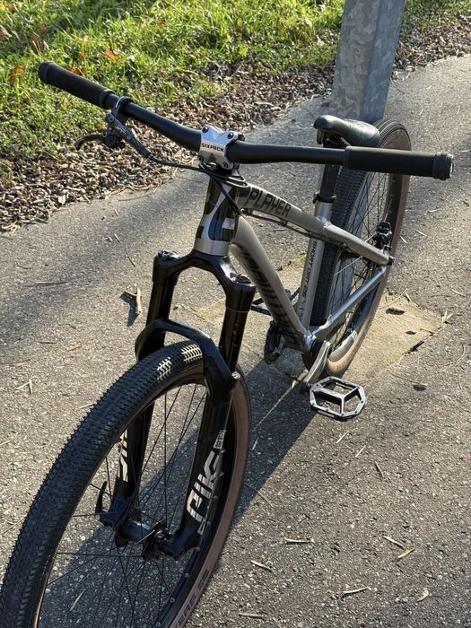 Dartmoor Two6player PIKE DJ! (dirt, slope)