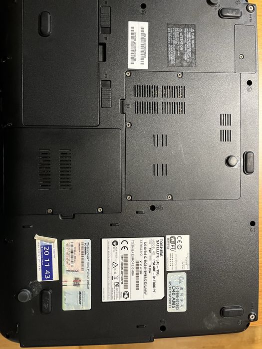 PC portatil TOSHIBA