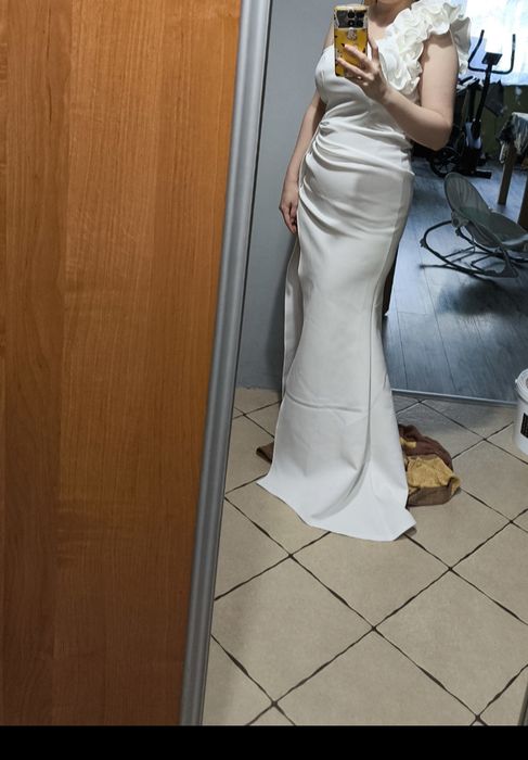 Biała suknia sukienka ślub cywilny długa jednoramienna