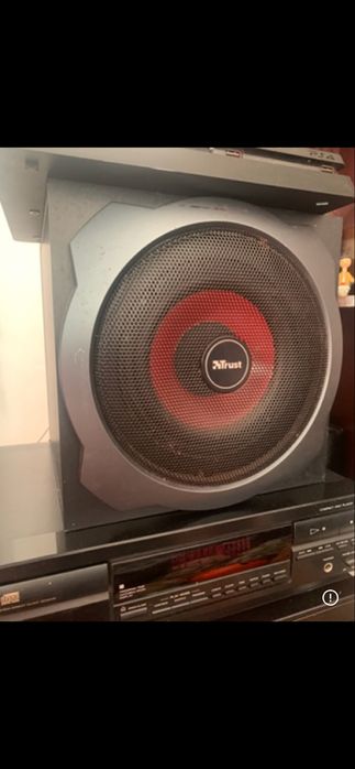 Vendo colunas bom estado 120W