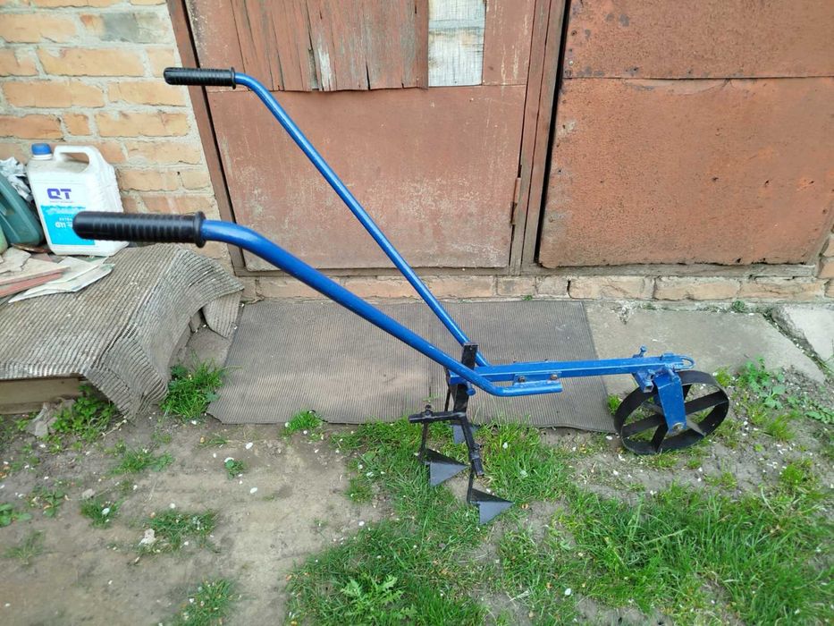 Плужок 4в1,зручний в використані