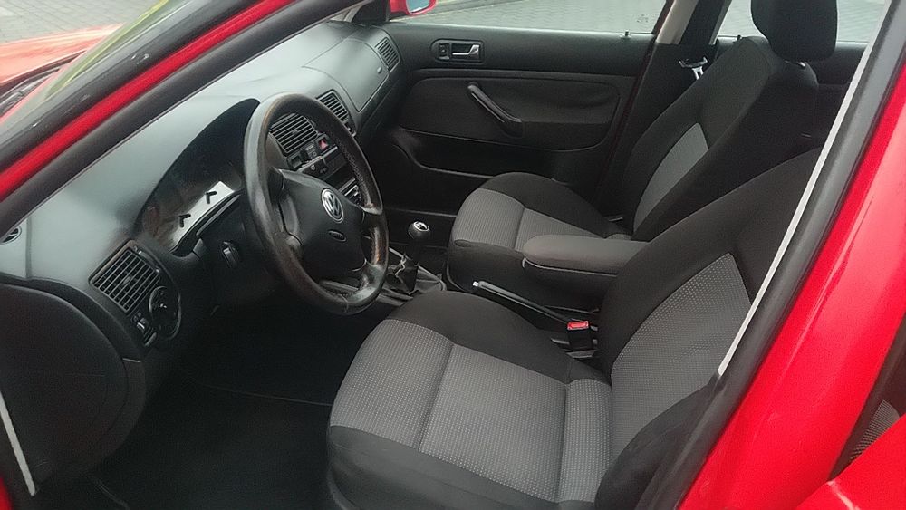 Golf 4 1.6 benzyna-LPG, Hak
Samochõd sprawny i zadbany, ładn