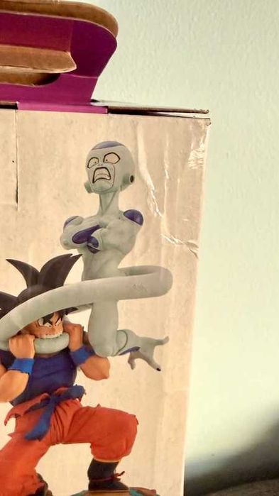 Goku vs Frieza Ichiban Kuji Revible Moment C Prize Original