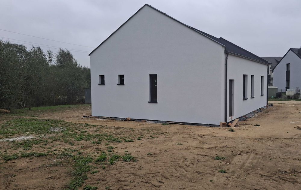 Na wynajem nowo powstały budynek 100m2 Skoki pow. Wągrowiecki