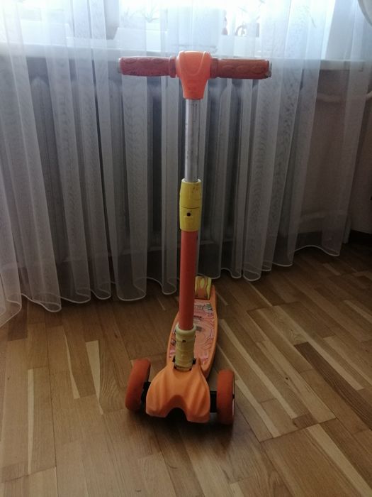 Дитячий самокат Scooter