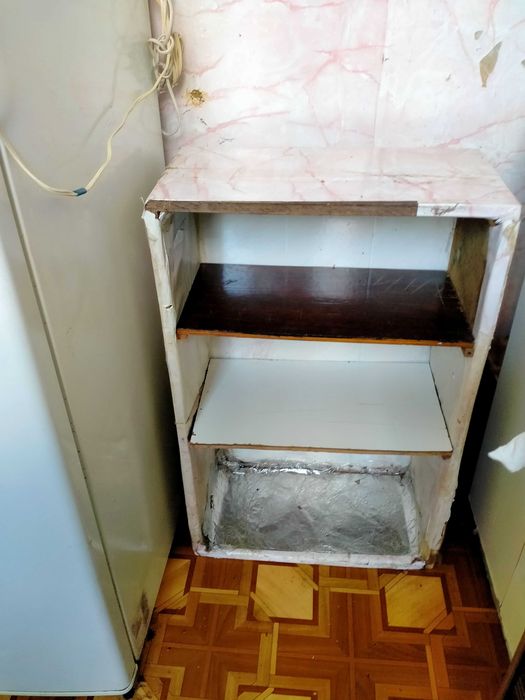 Шкафчики кухонные или для других нужд