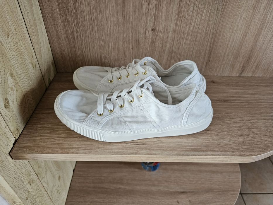 Sprzedam raz założone buty