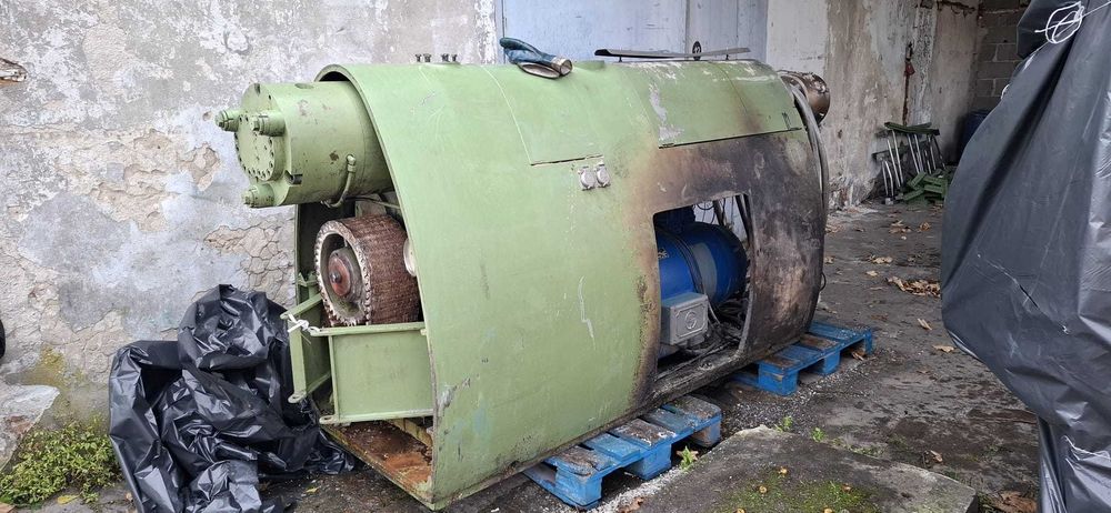 49. Wtryskarka hydrauliczna | ŚLĄSK