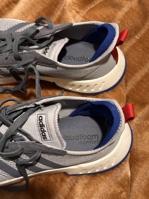 Sapatilhas Adidas - Tam 42.2/3