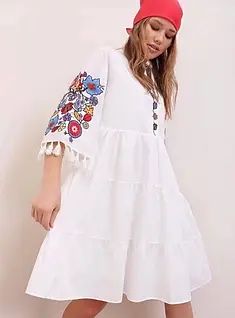 Вишита сукня, біла, S