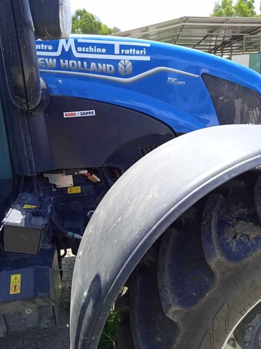 New Holland T 5-120. Рік випуску 2023.