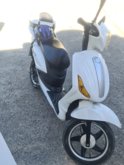 Scooter elétrica
