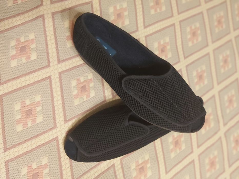 Sapatos ortopédicos, muito cómodos + oferta