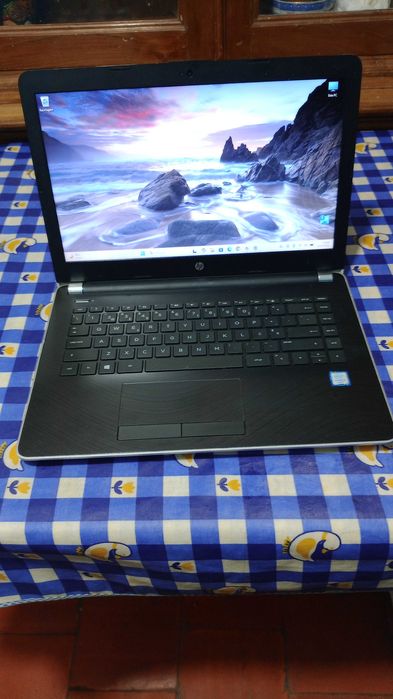 HP Notebook  14-bs001np  core I3
