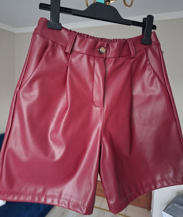 Spodenki eko-skórka bordowe