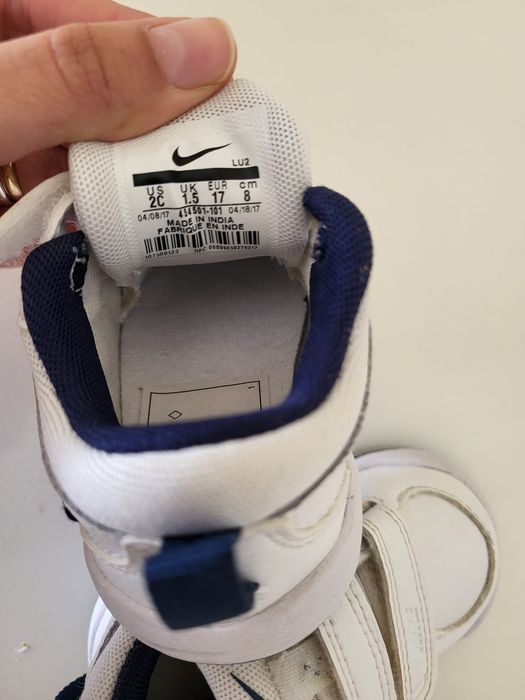 Sapatilhas nike 17