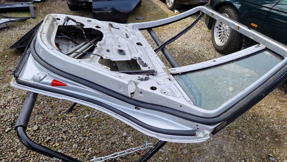 BMW E39 Drzwi prawy tył kombi lakier 354 Titan silber prawe tylne