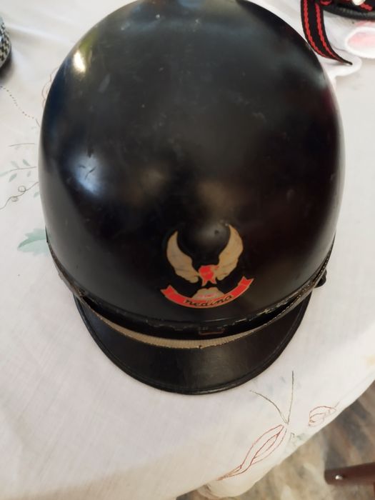 Capacete estilo penico