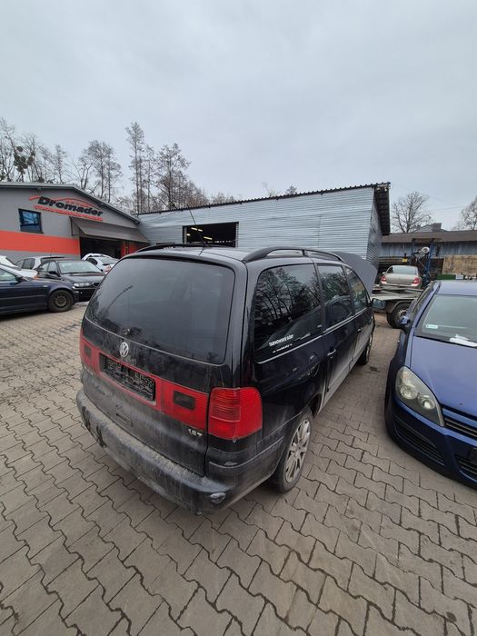 VW Sharan 1.8 t na części