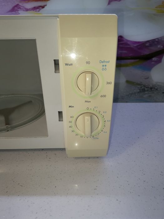 Kuchenka mikrofalowa LG MS-1922C