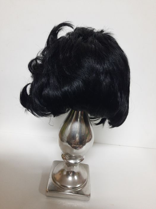 Peruka gęsta czarna Nowa