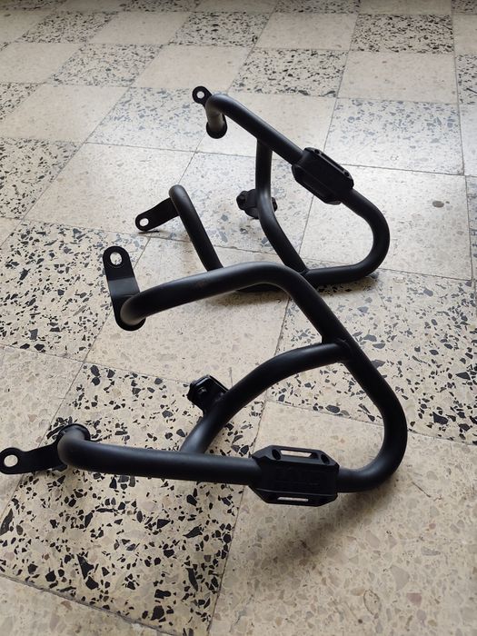 Vendo Crash bars, proteção de quedas. Honda