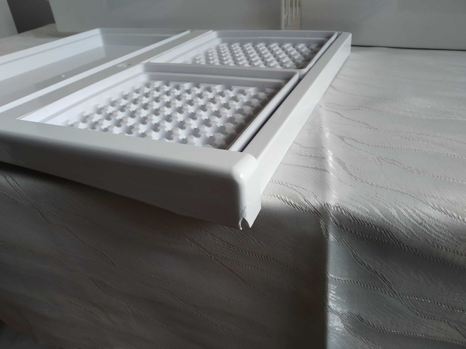 Półka do zamrażarki - chłodziarko zamrażarki CZN 235 firmy Polar.