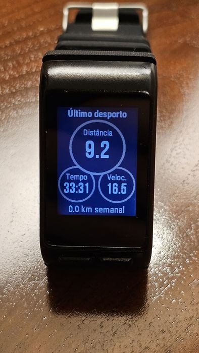 Garmin Relógio Vivoactive HR (Preto)