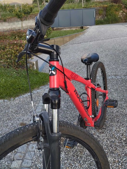 bicicleta BTT como nova