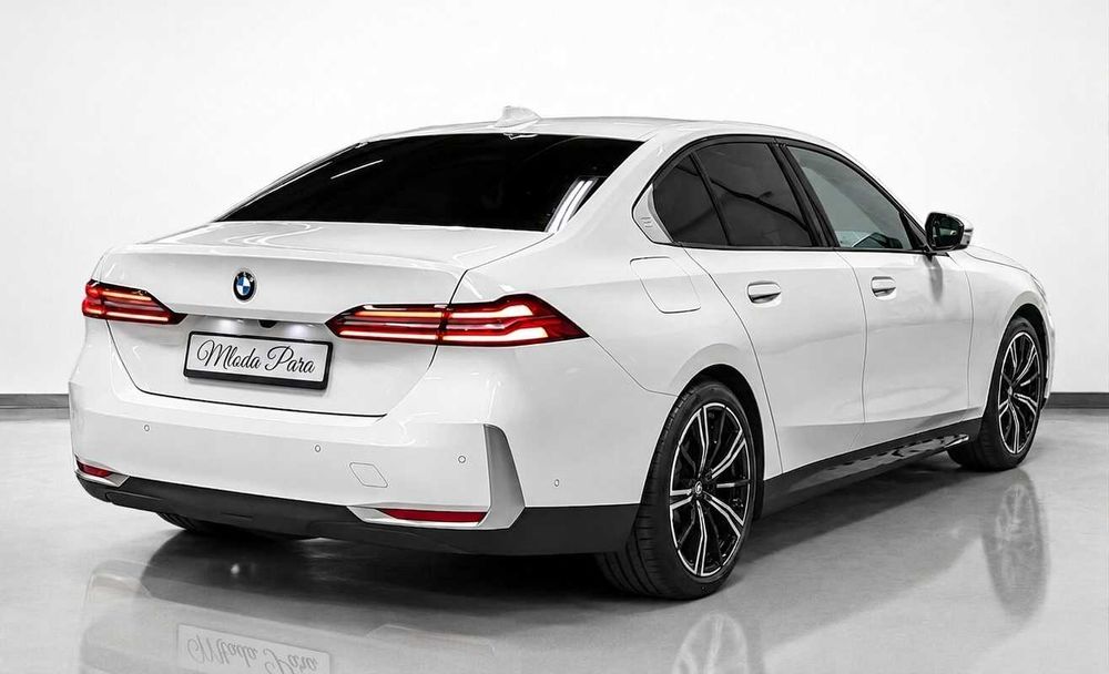 Nowe BMW Serii 5 (G60) w kolorze białym – Luksus i Elegancja na Wasz Ślub!