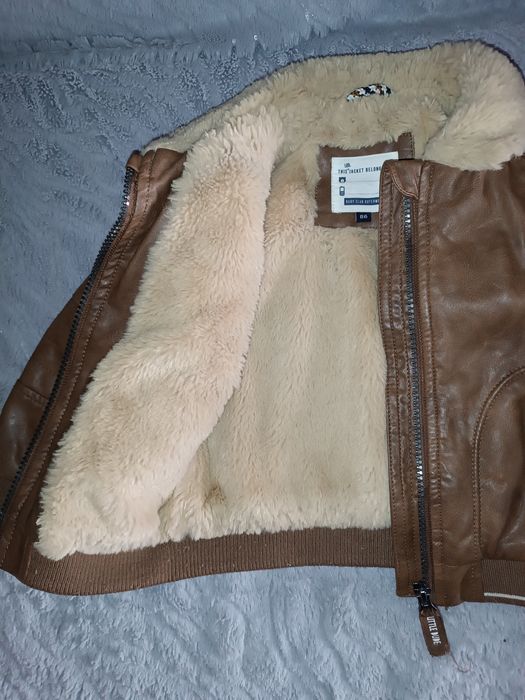 Продам дитячю курточку