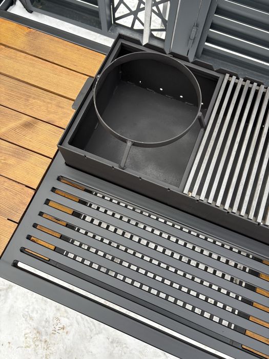 Мангал с стилі лофт на 9 шампурів