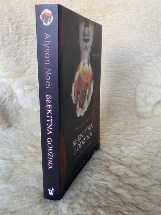 „Błękitna godzina” - Alyson Noel