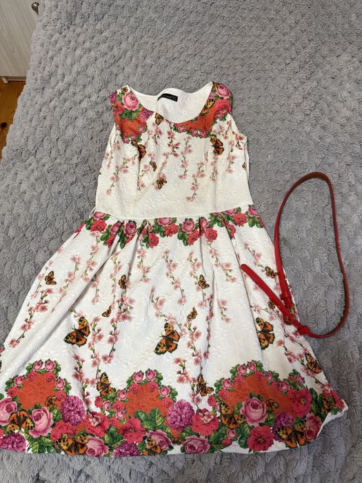 Продається сукня