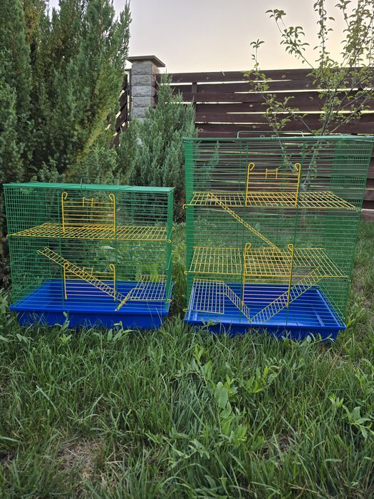 Клетки для декоративных грызунов на два и три этажа с лесенками