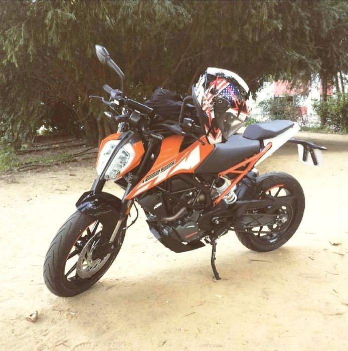 Mota KTM duke 125