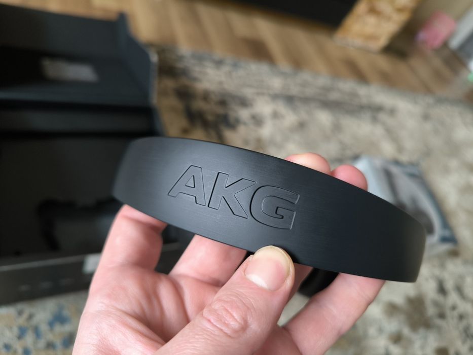 Наушники AKG K361