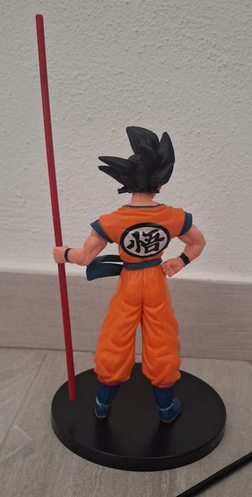 Figura Songoku Com Bastão