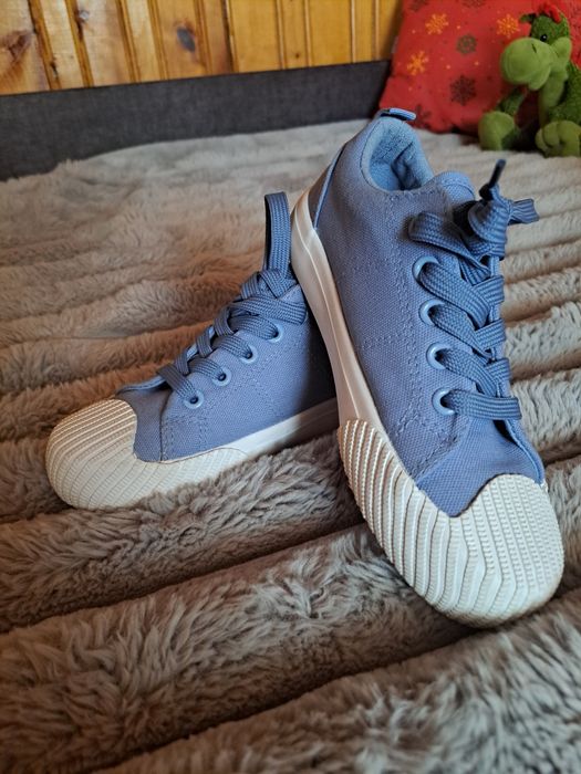 Продам кеди для хлопчика