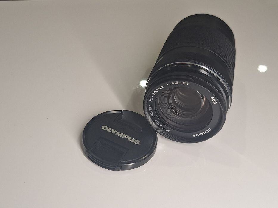 Olympus M.Zuiko Digital ED 75-300mm f/4.8-6.7 II – Estado Imaculado