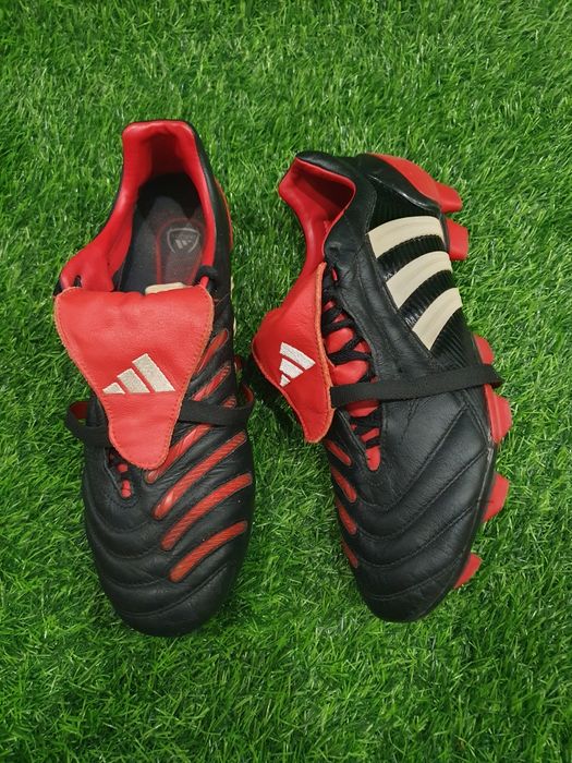 Profesjonalne Elite korki Adidas Predator Pulse FG 41 1/3