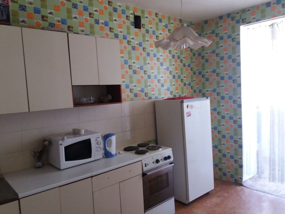 подобово 5 спальних місць Київ .метро Вокзальна