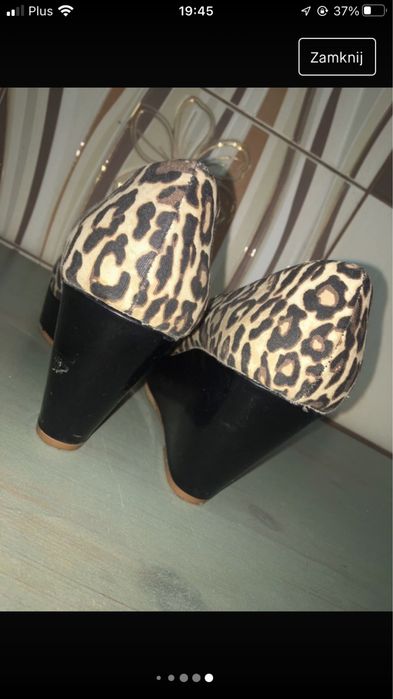 Buty na koturnie
