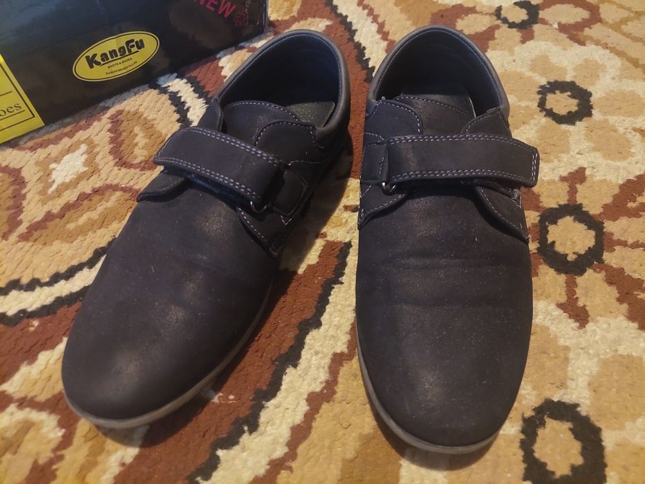 Туфлі шкіряні на хлопця