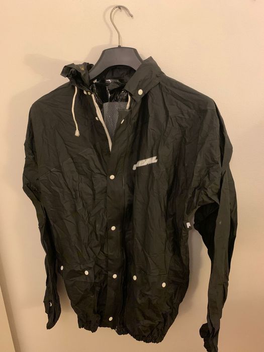 Casaco impermeável