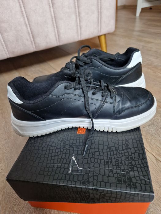 Buty iguana 42 sportowe