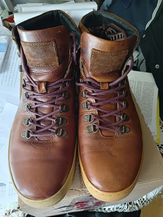 Portugalskie półbuty skórzane 41 snickersy j. timberland skóra ecco 26
