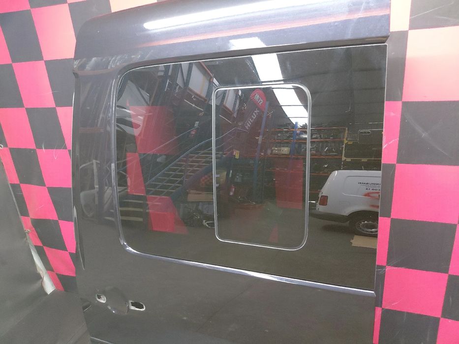 Vidro Porta Lateral Esquerda VOLKSWAGEN Caddy IV Kombi (SAB, SAJ)