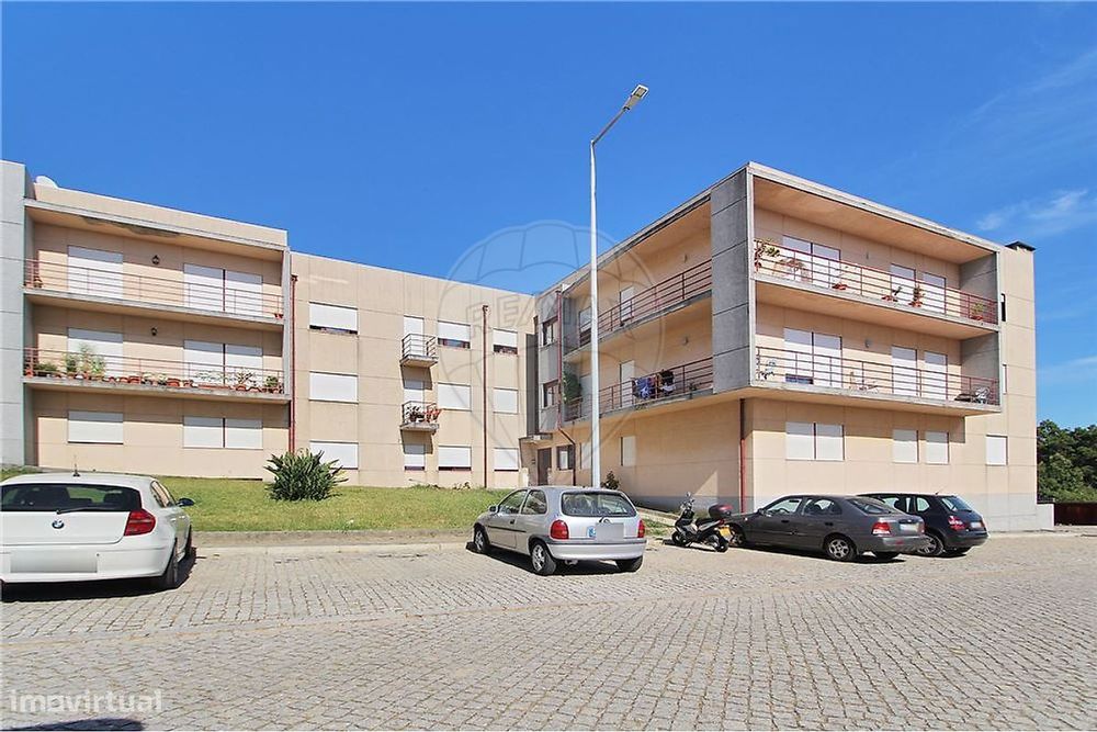 Apartamento T1 para arrendamento